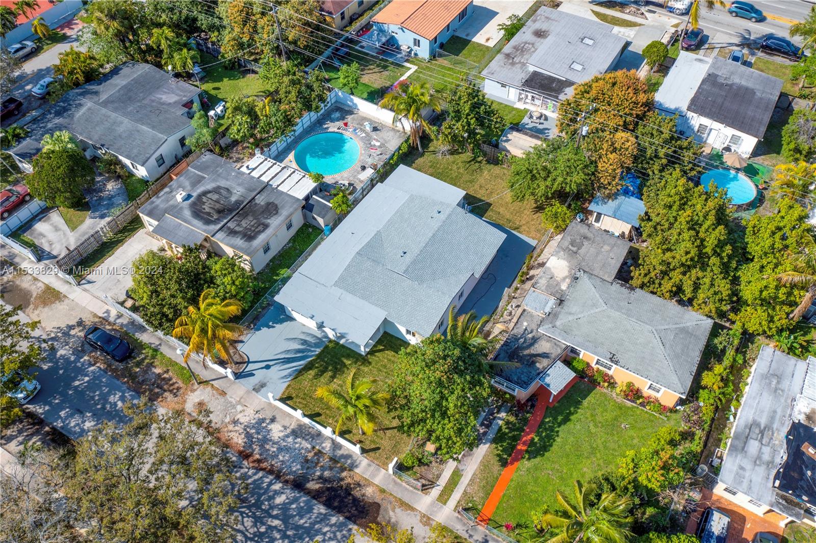 65 NW 124th St