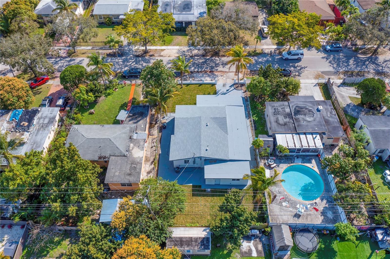 65 NW 124th St