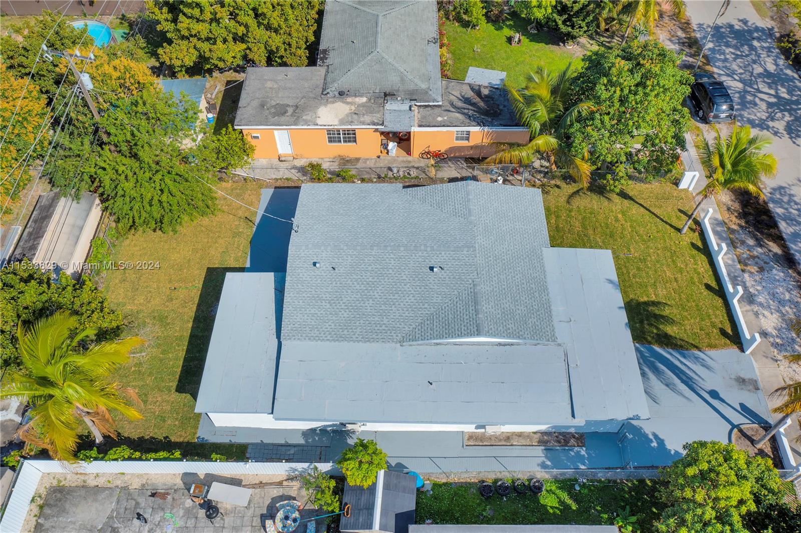 65 NW 124th St
