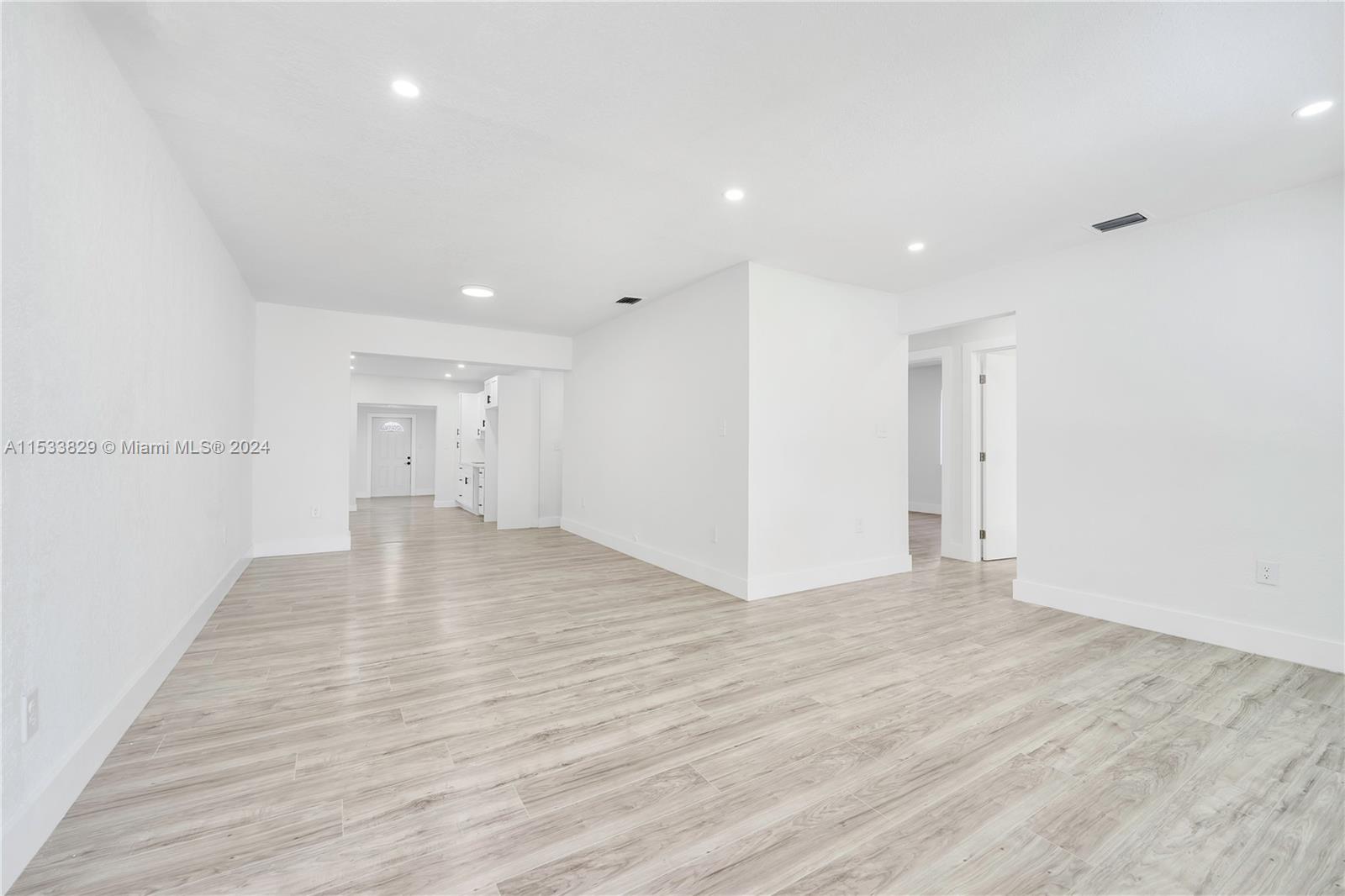65 NW 124th St