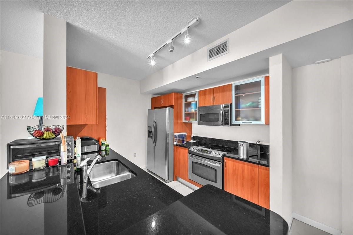 18800 NE 29th Ave # 428