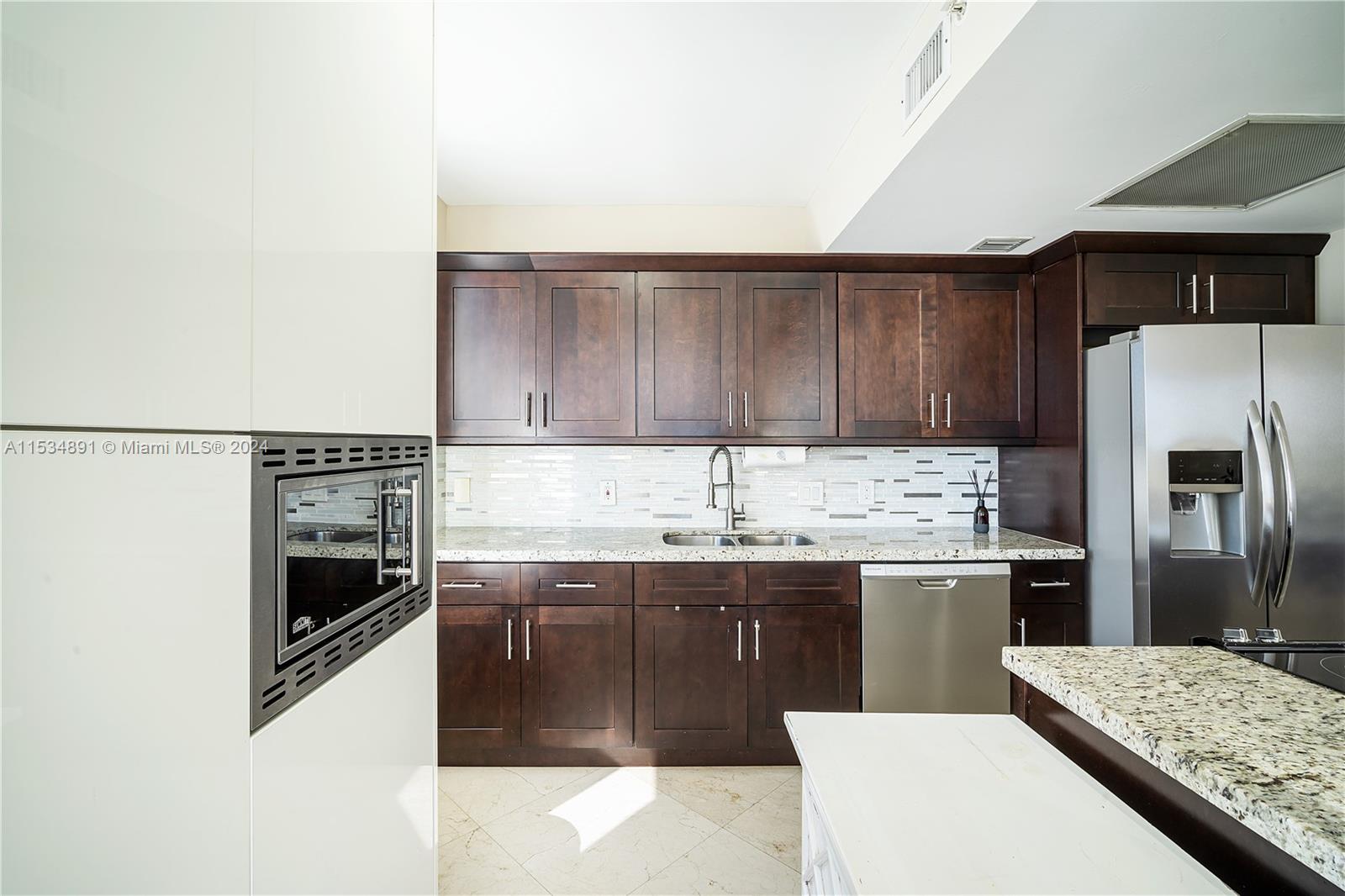 701 Brickell Key Blvd # 710