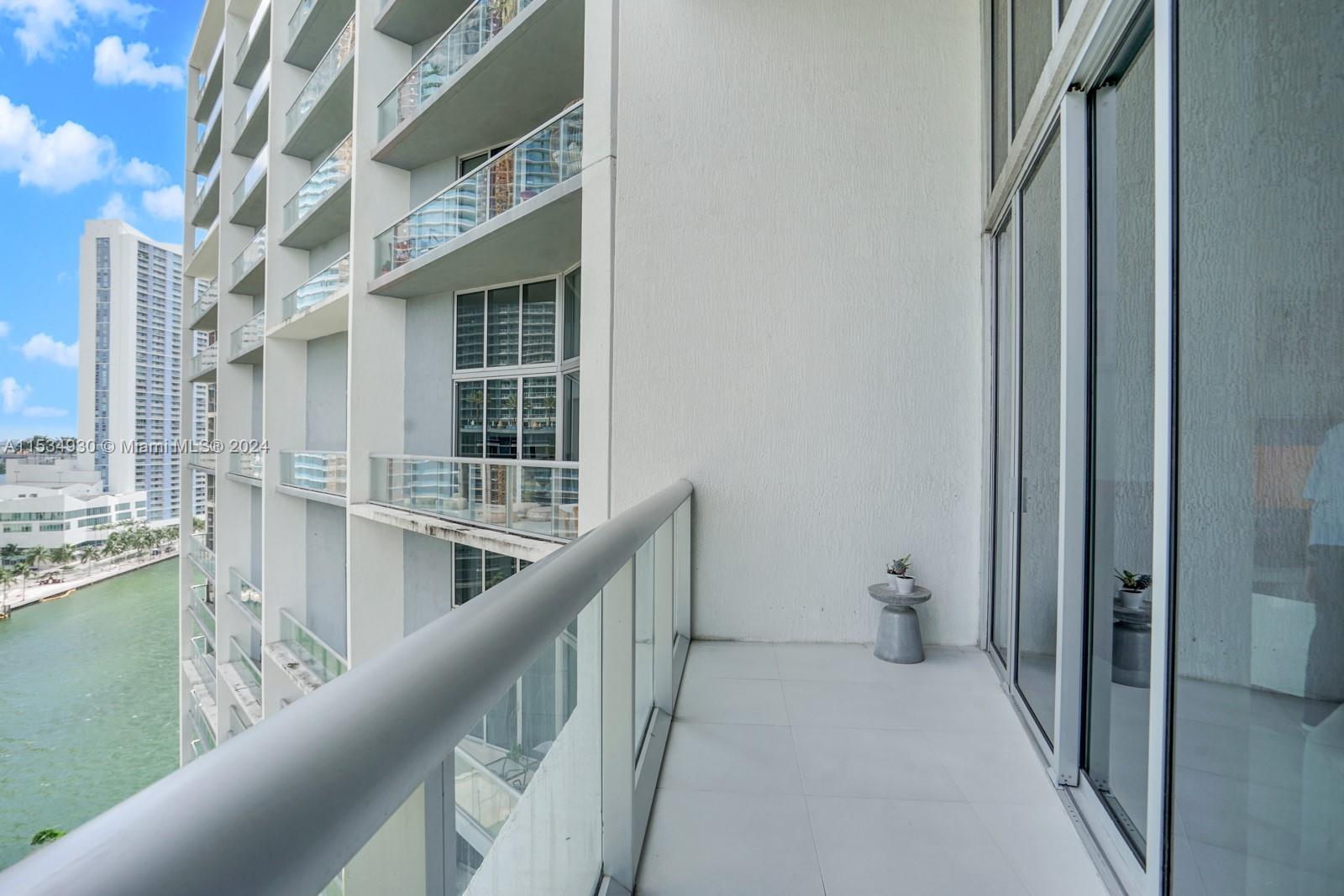 475 Brickell Ave # 1510