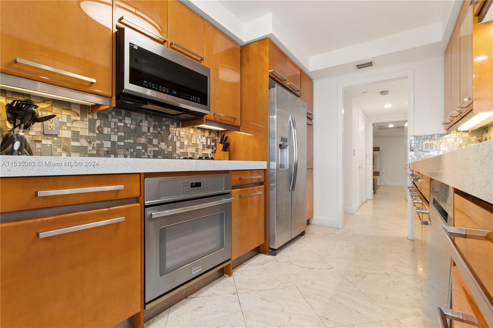 18671 Collins Ave # 202