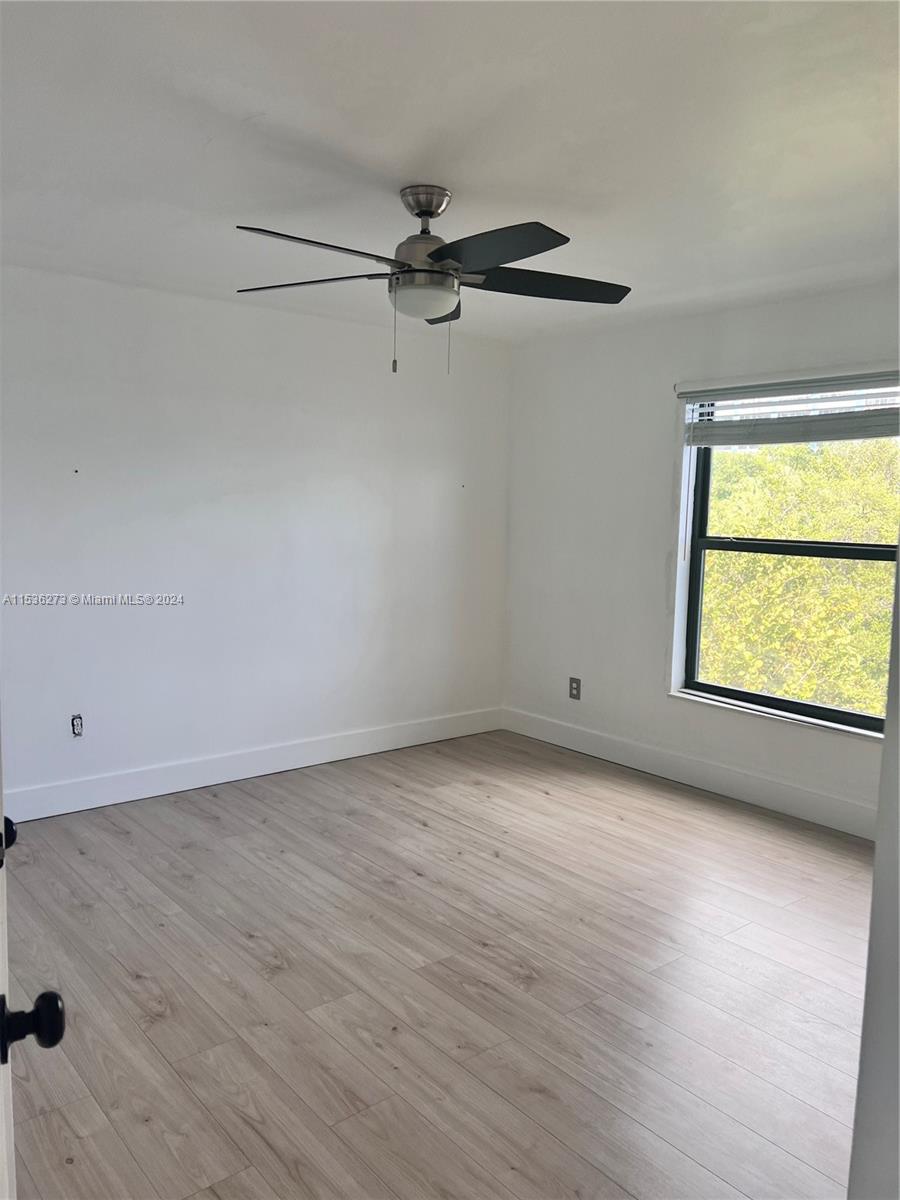 2201 Brickell Ave # 75