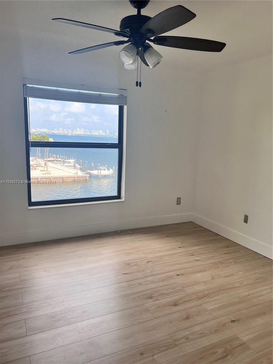 2201 Brickell Ave # 75