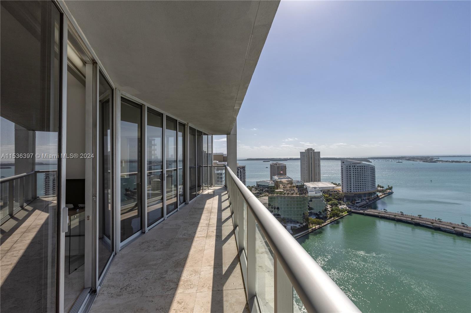 495 Brickell Ave # 2601