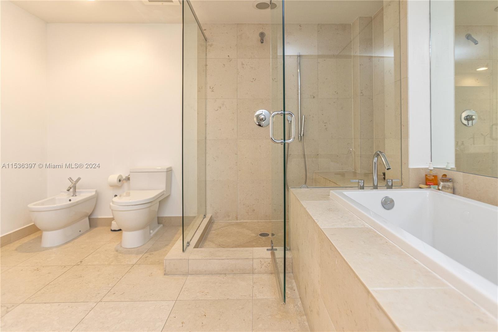 495 Brickell Ave # 2601