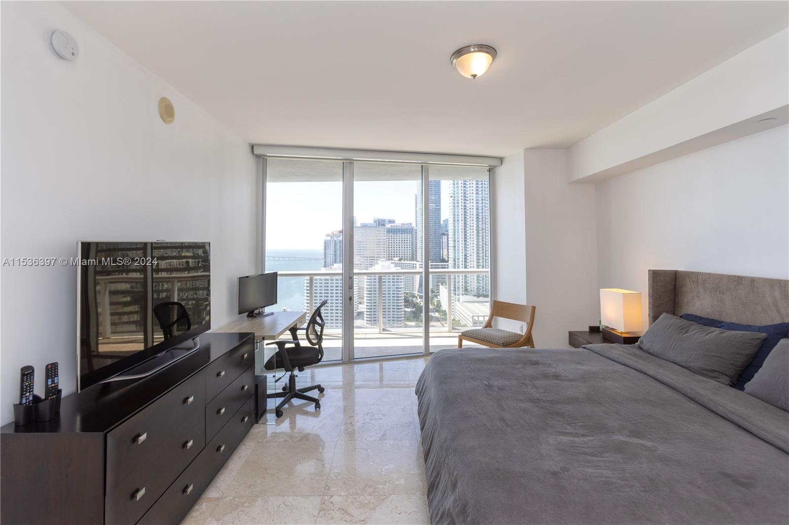 495 Brickell Ave # 2601