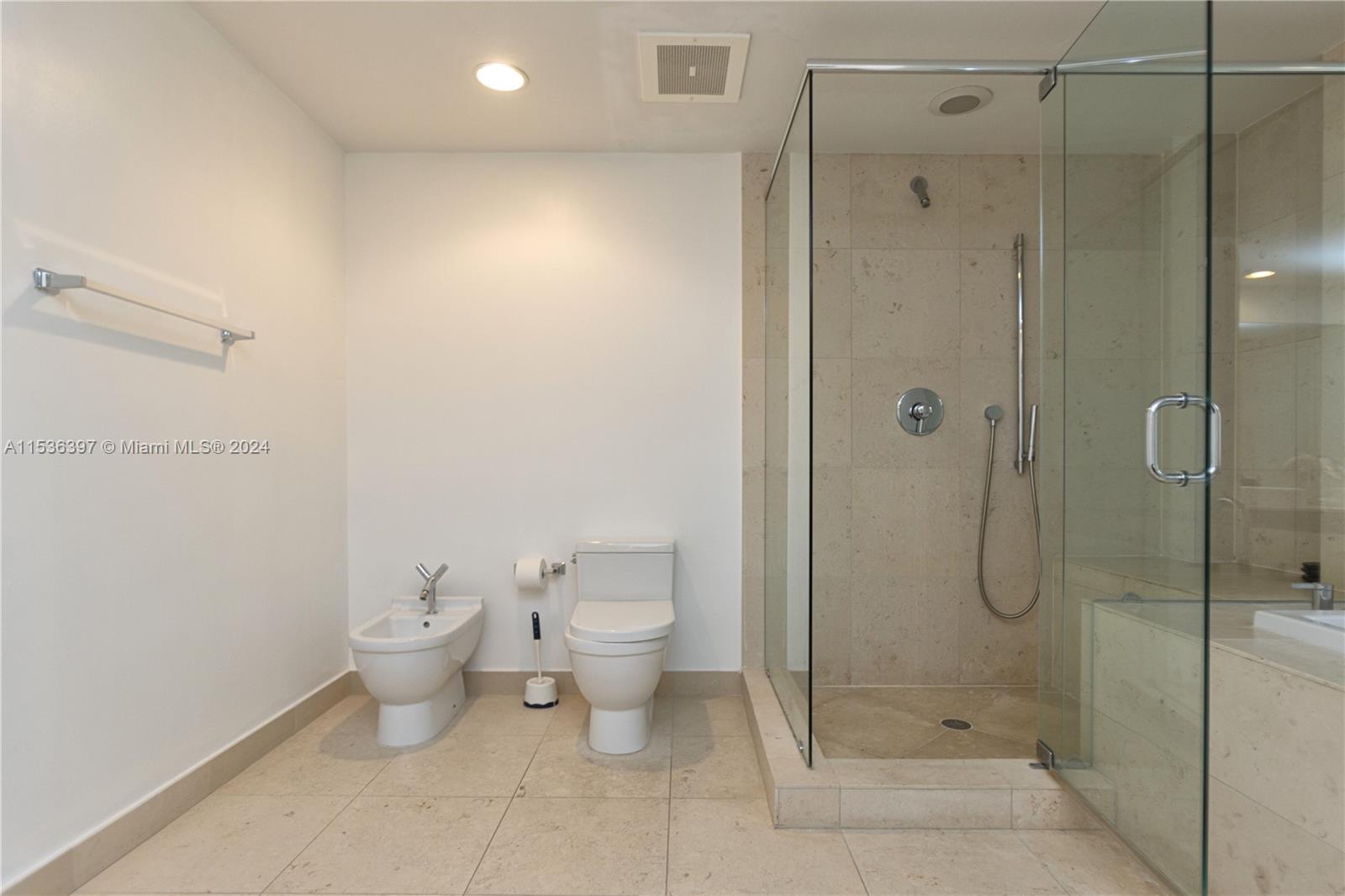 495 Brickell Ave # 2601