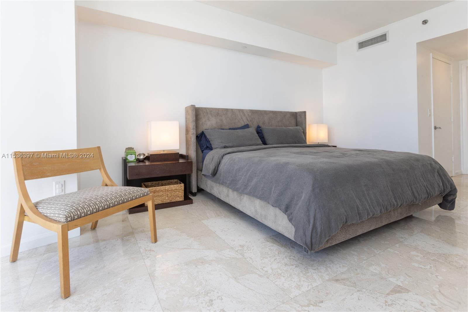 495 Brickell Ave # 2601