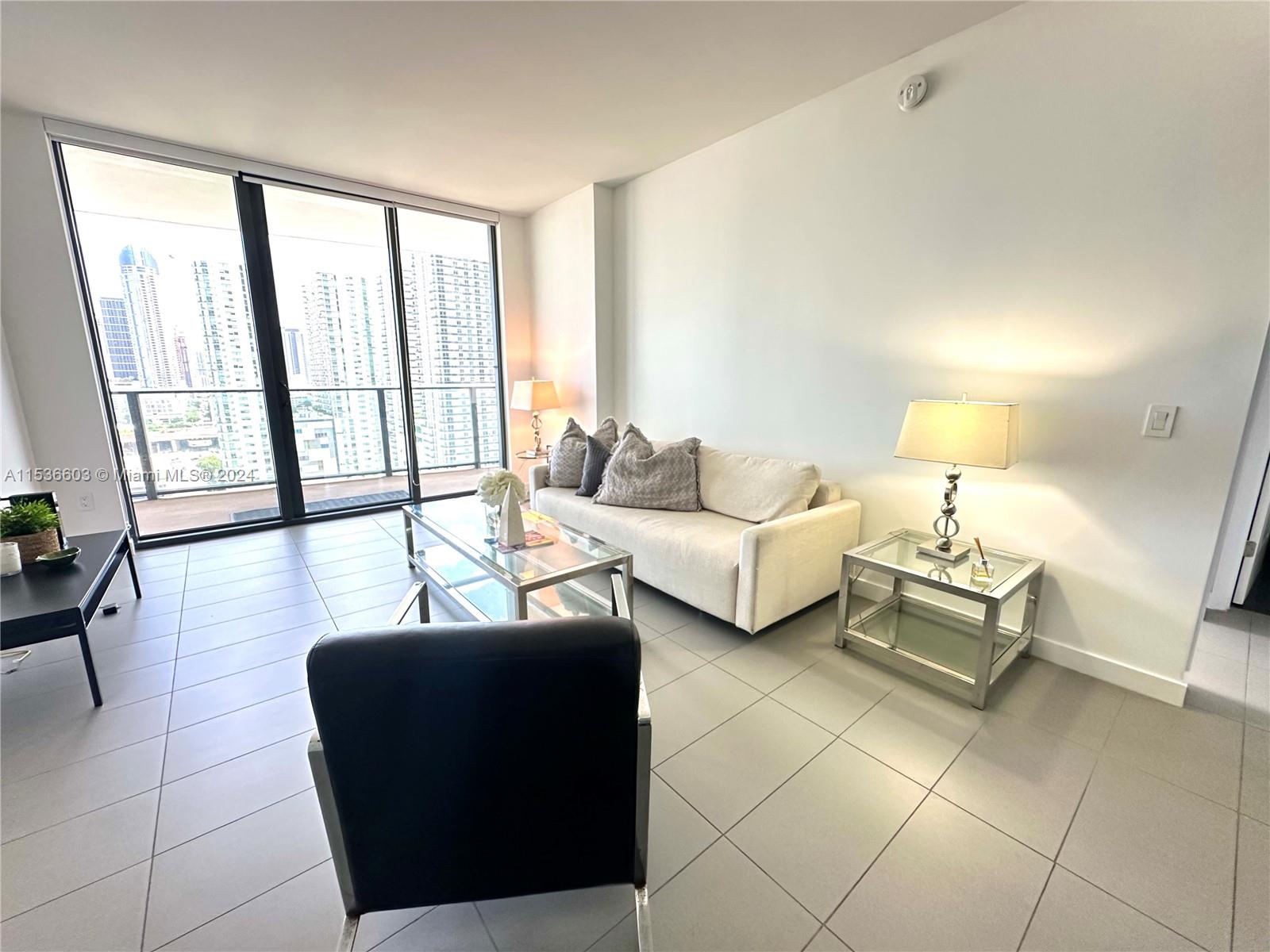 1600 NE 1st Ave # 1807
