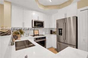 1650 Galiano St Unit: TH8