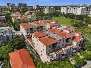 1650 Galiano St Unit: TH8