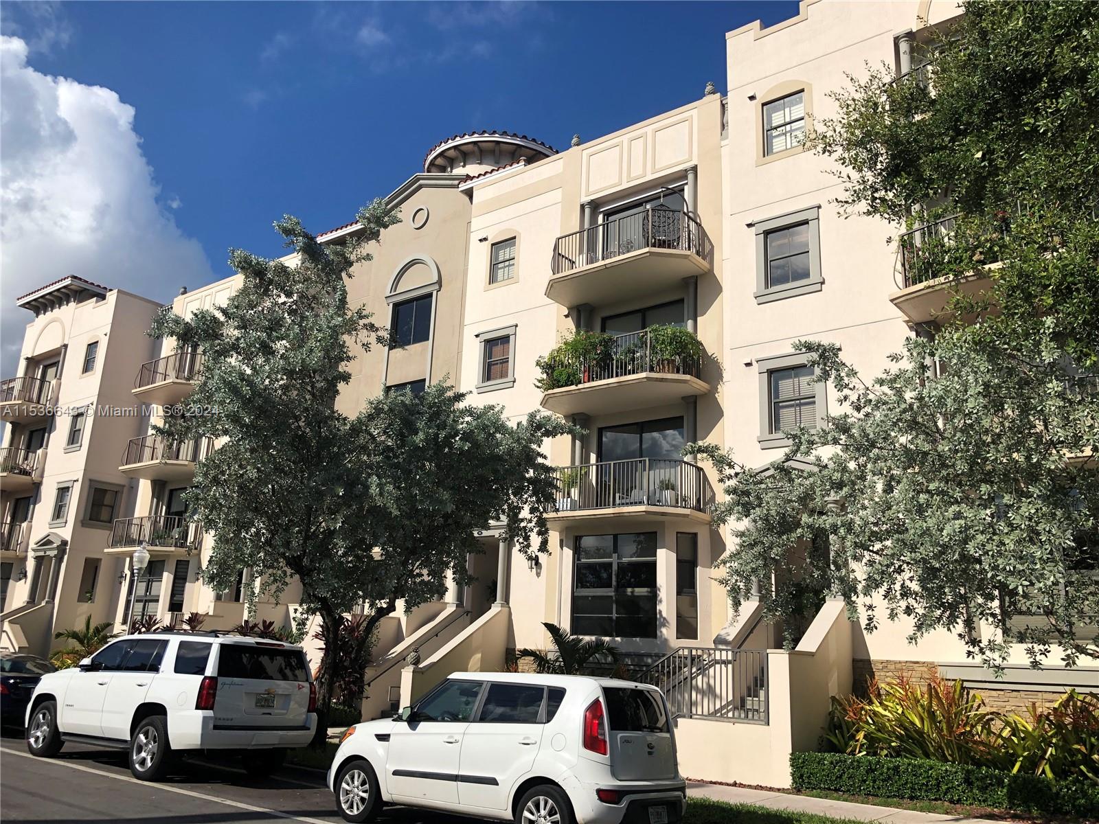 1650 Galiano St Unit: TH8