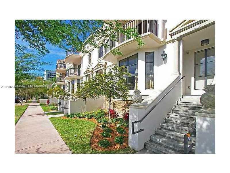 1650 Galiano St Unit: TH8