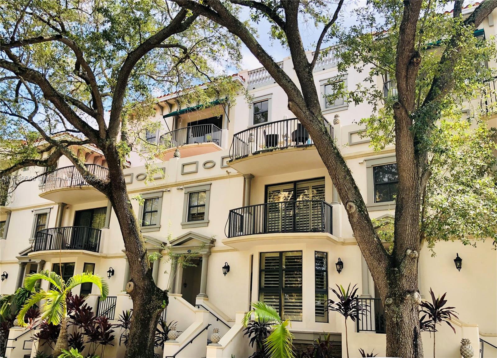 1650 Galiano St Unit: TH8