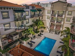 1650 Galiano St Unit: TH8