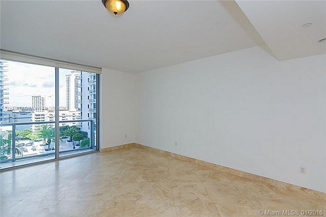 1060 BRICKELL AV # 2611