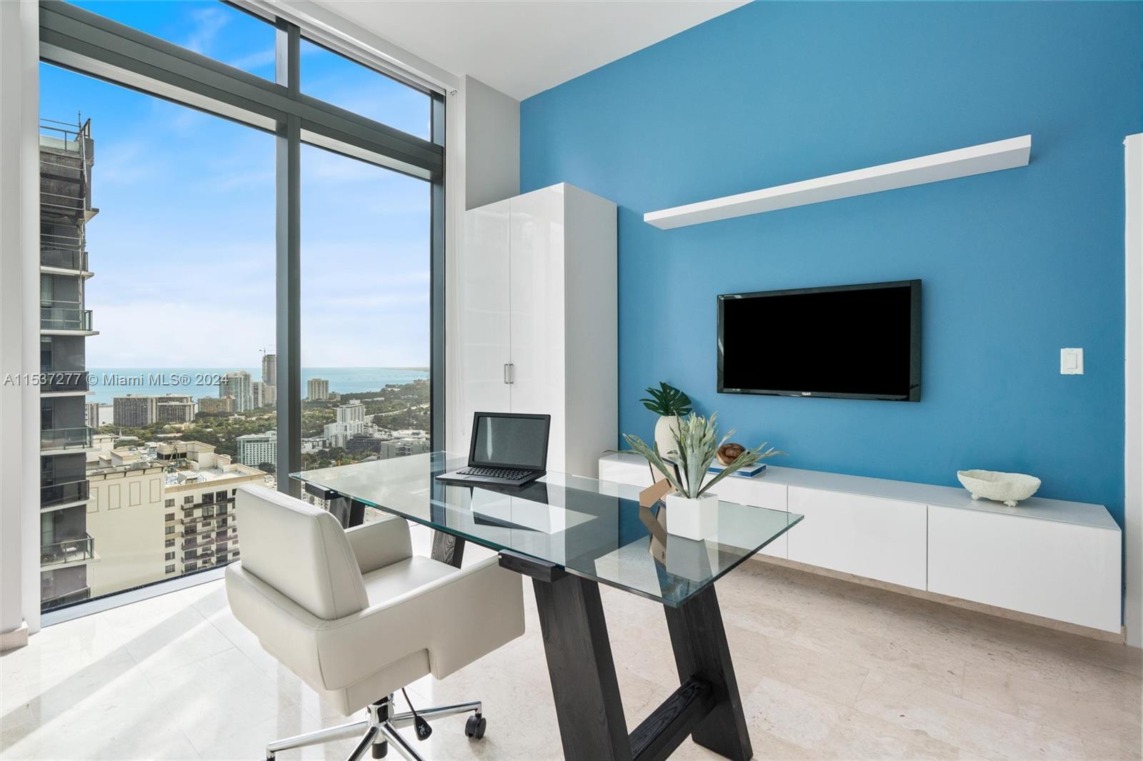 88 SW 7 Street # 4001