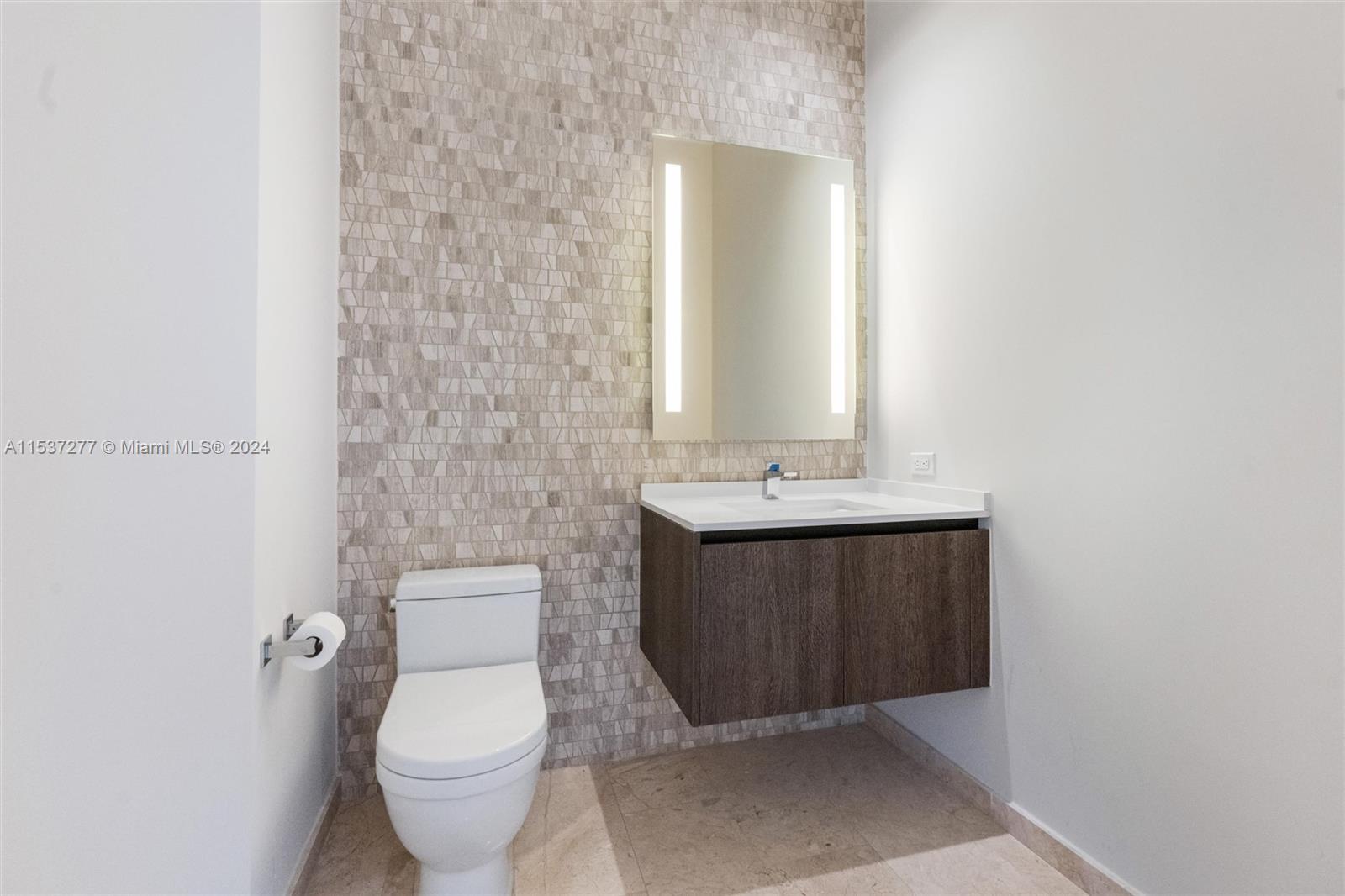 88 SW 7 Street # 4001