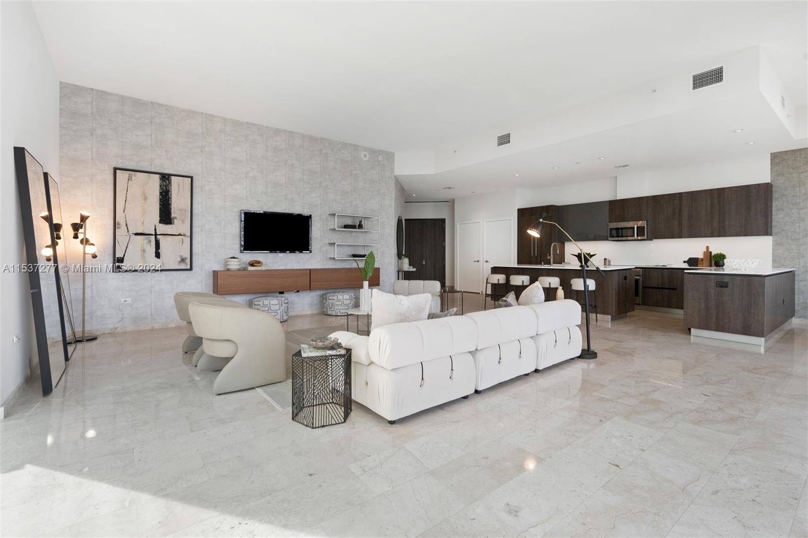 88 SW 7 Street # 4001