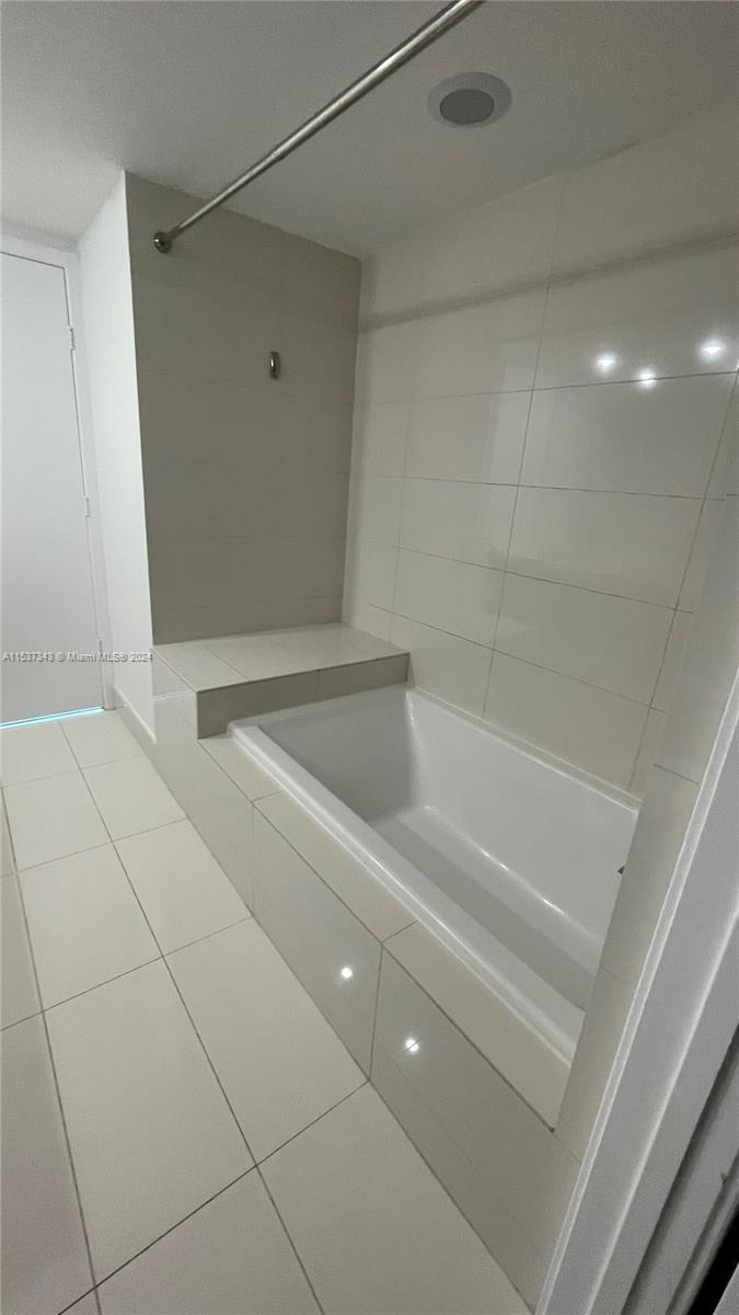 1100 S Miami Ave Unit: 1703