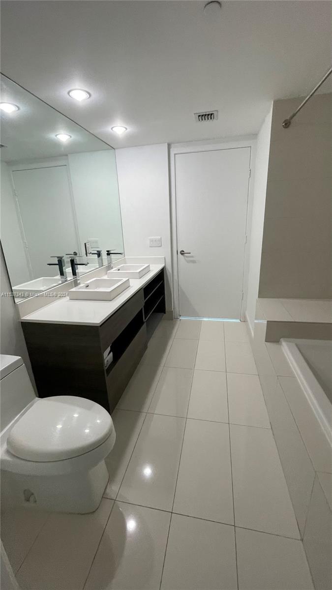 1100 S Miami Ave Unit: 1703