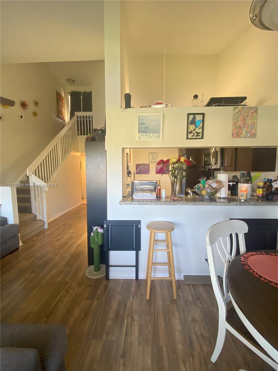 4203 Glenmoor Dr # 4203