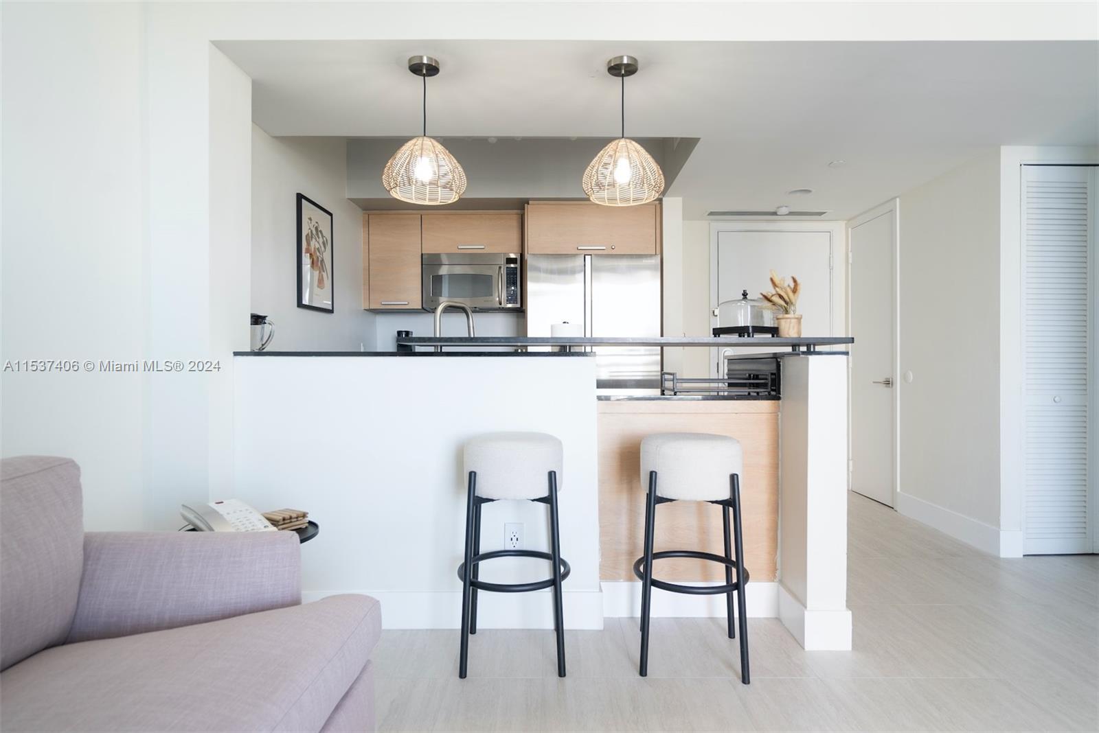 18683 Collins Ave # 2406