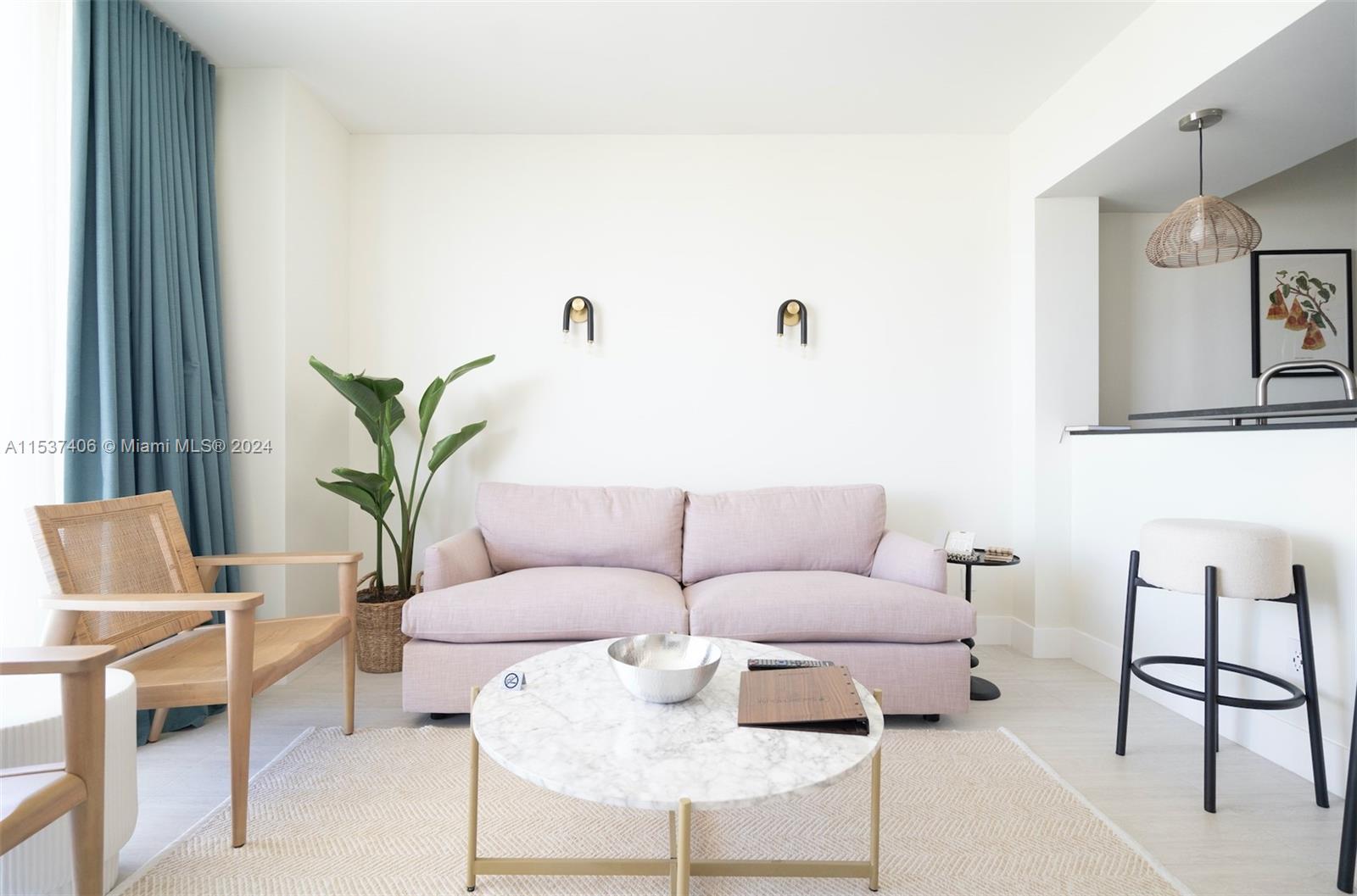 18683 Collins Ave # 2406