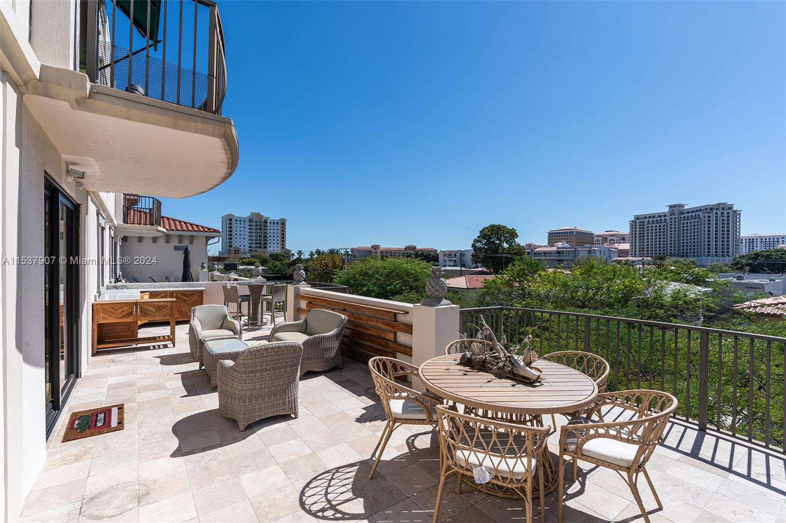 1650 Galiano St # 308