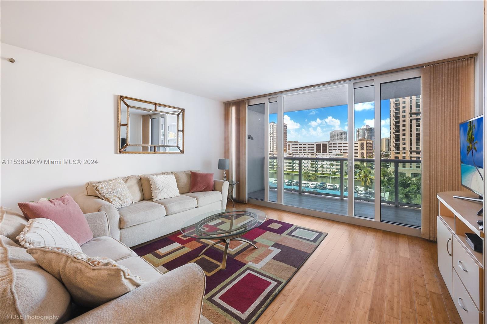 100 Bayview Dr # 630