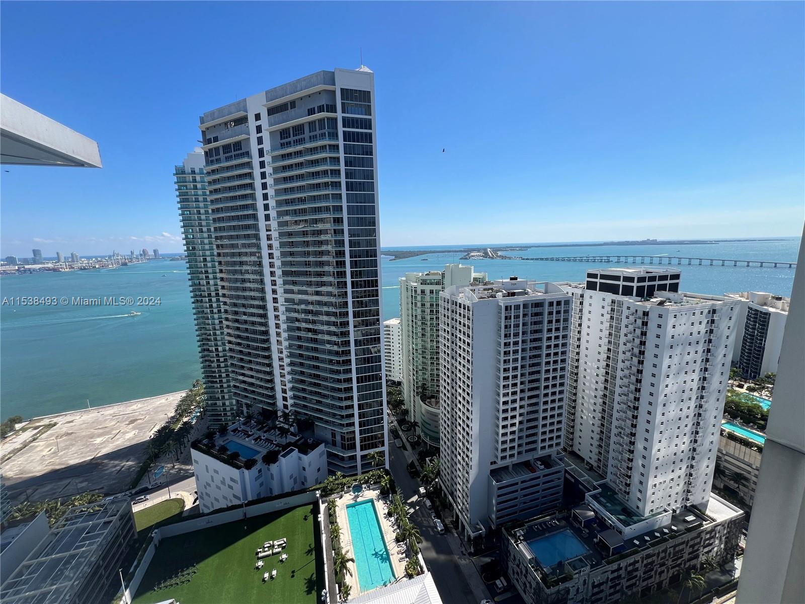 1395 Brickell Ave # 2604