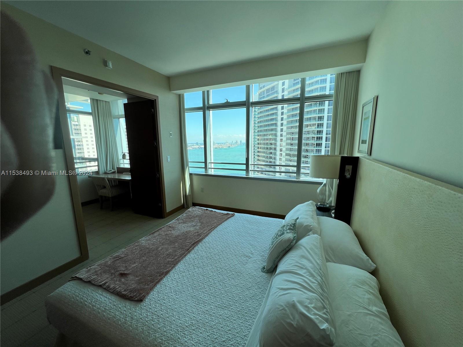 1395 Brickell Ave # 2604