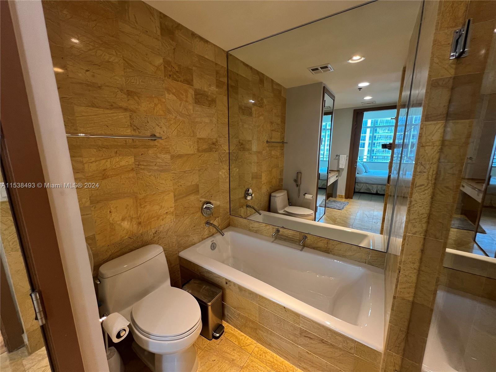1395 Brickell Ave # 2604