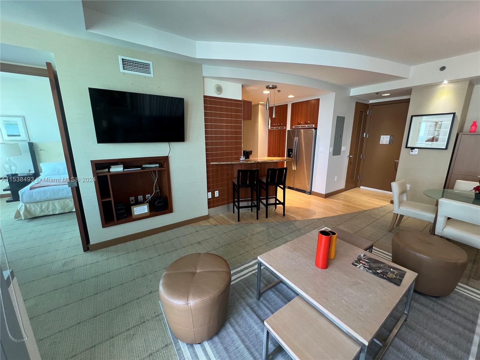 1395 Brickell Ave # 2604