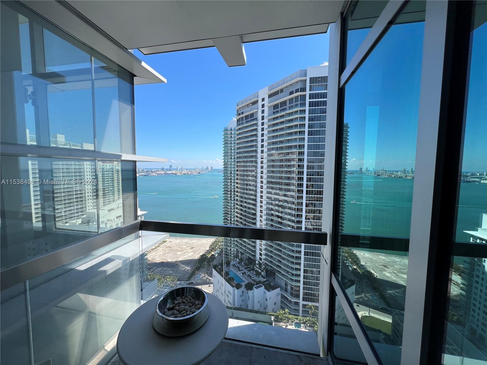 1395 Brickell Ave # 2604
