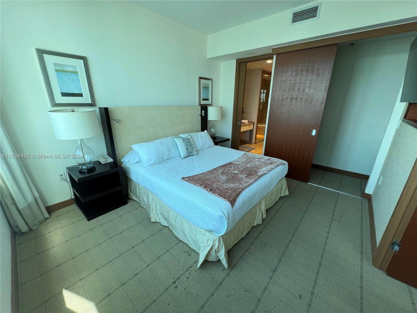 1395 Brickell Ave # 2604