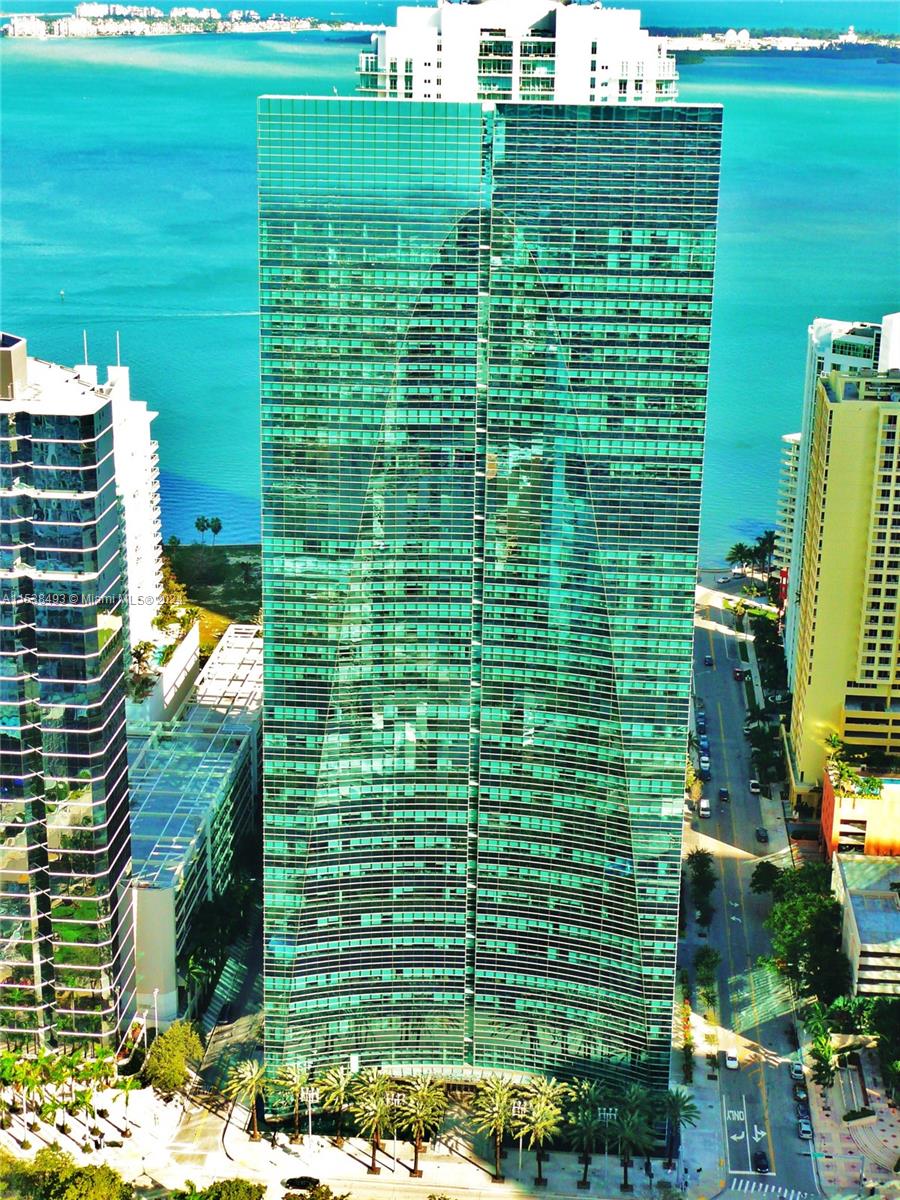 1395 Brickell Ave # 2604