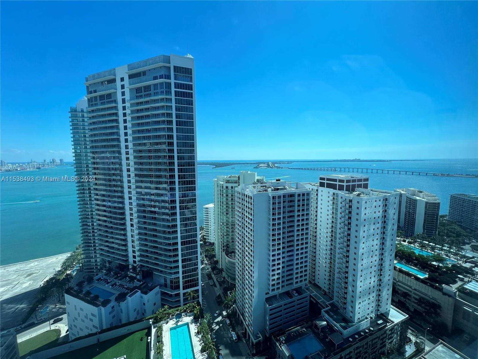 1395 Brickell Ave # 2604