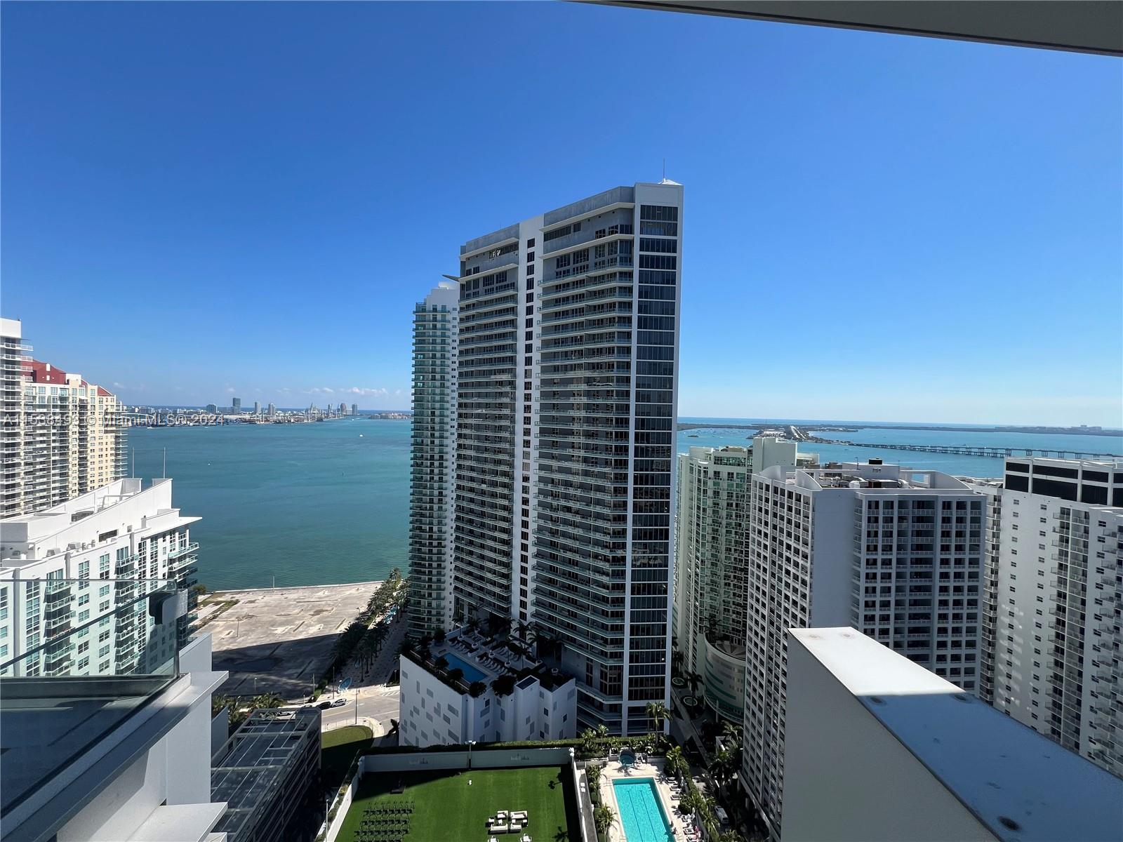 1395 Brickell Ave # 2604