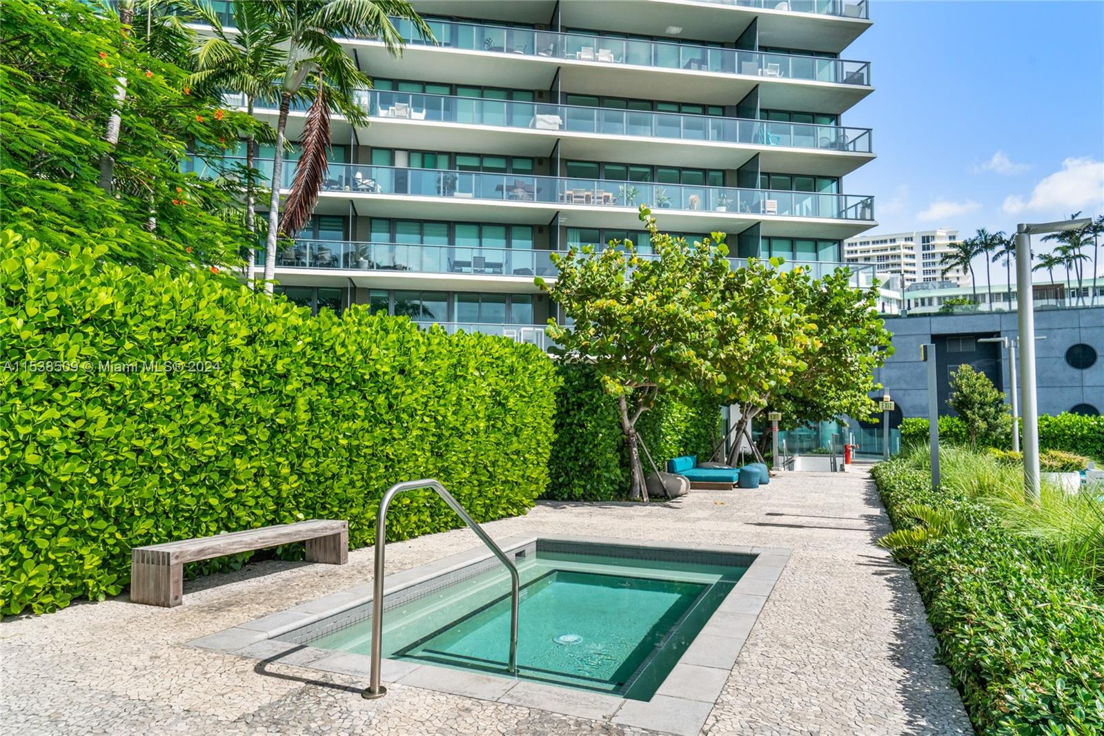 480 NE 31 Street # 3907