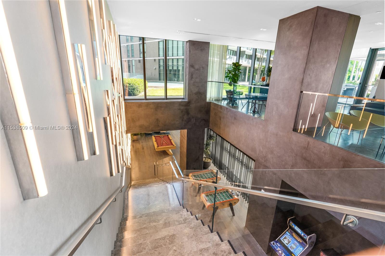 480 NE 31 Street # 3907