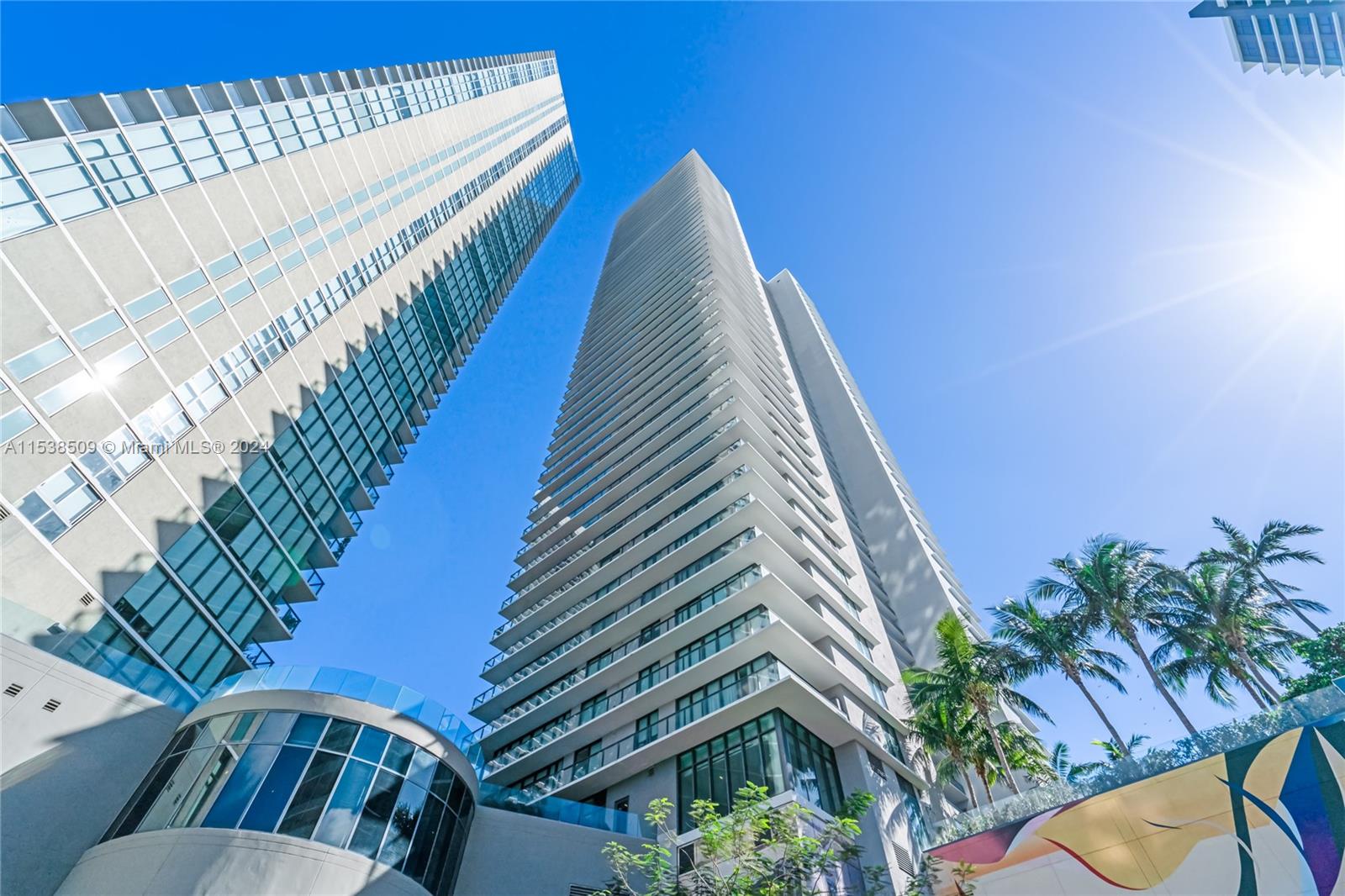 480 NE 31 Street # 3907