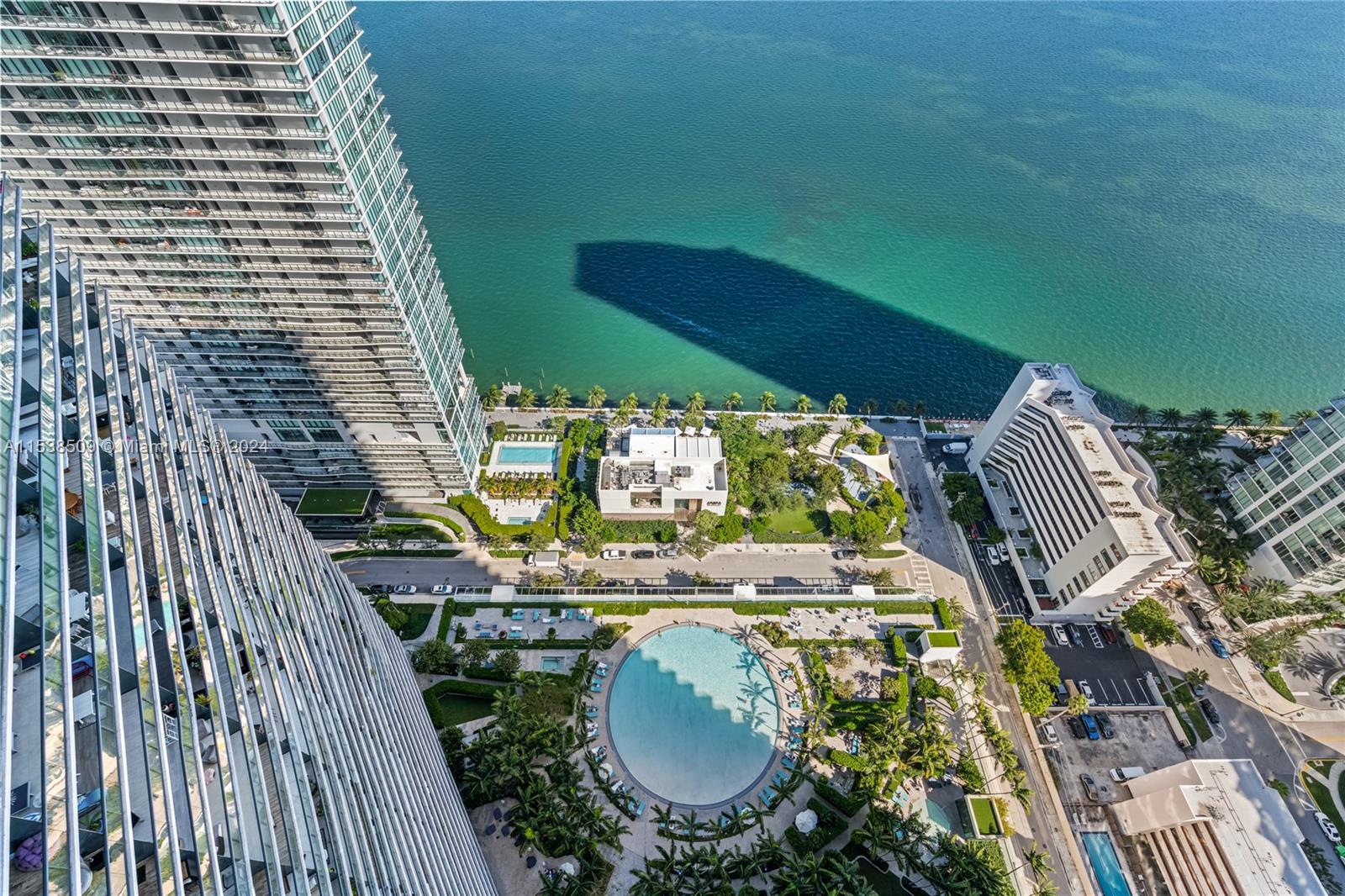 480 NE 31 Street # 3907