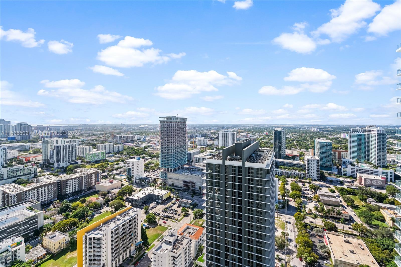 480 NE 31 Street # 3907