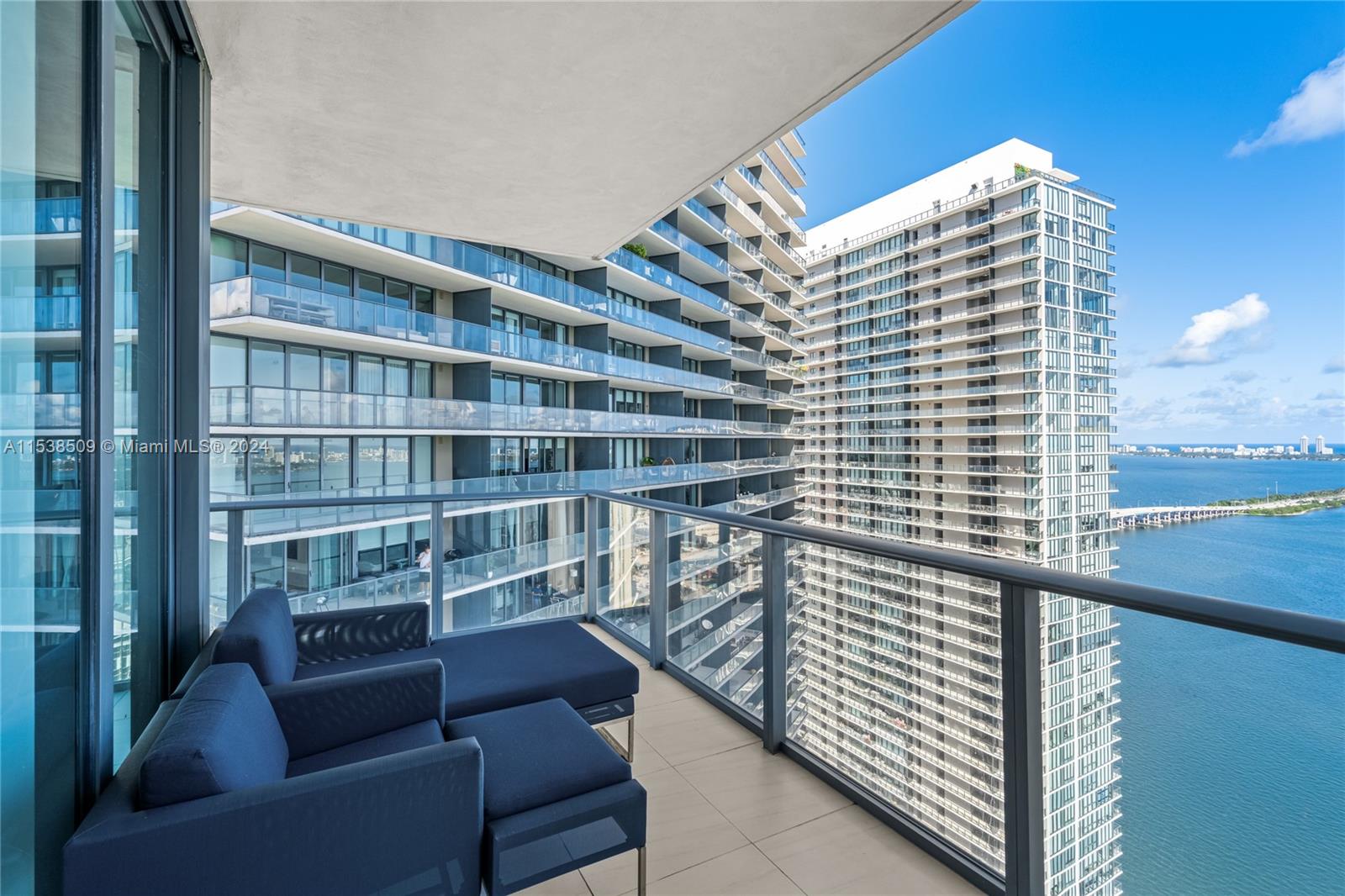 480 NE 31 Street # 3907