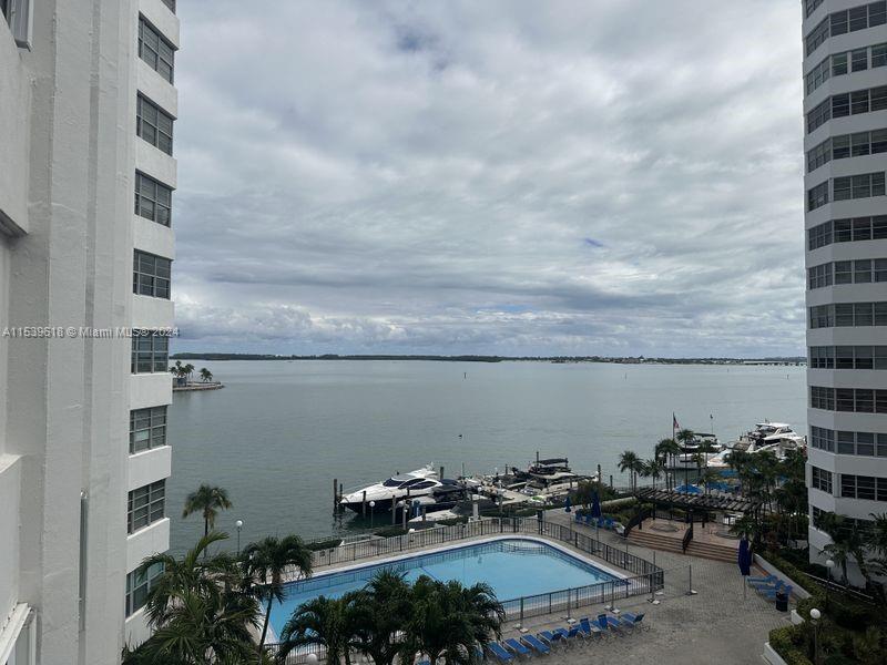801 Brickell Bay Dr # 665