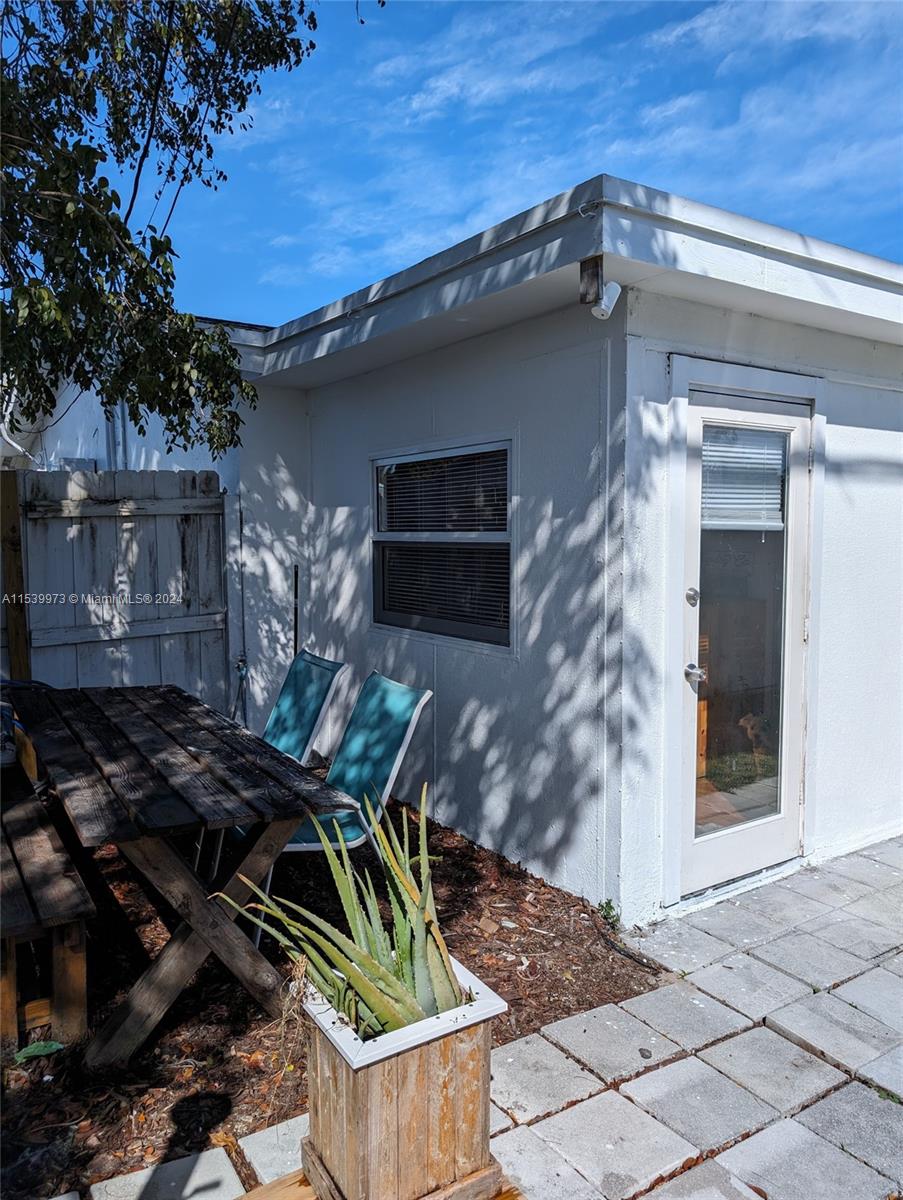 1612 NW 45th Ct